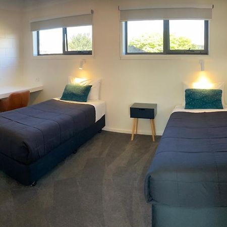 Anchor Wheel Motel Сейнт Хелънс Екстериор снимка