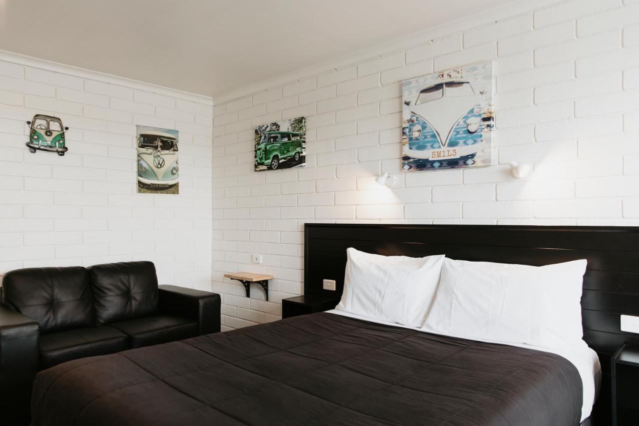 Anchor Wheel Motel Сейнт Хелънс Екстериор снимка