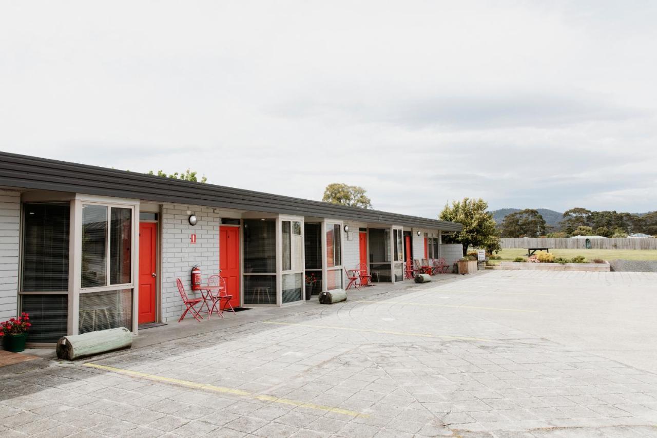 Anchor Wheel Motel Сейнт Хелънс Екстериор снимка