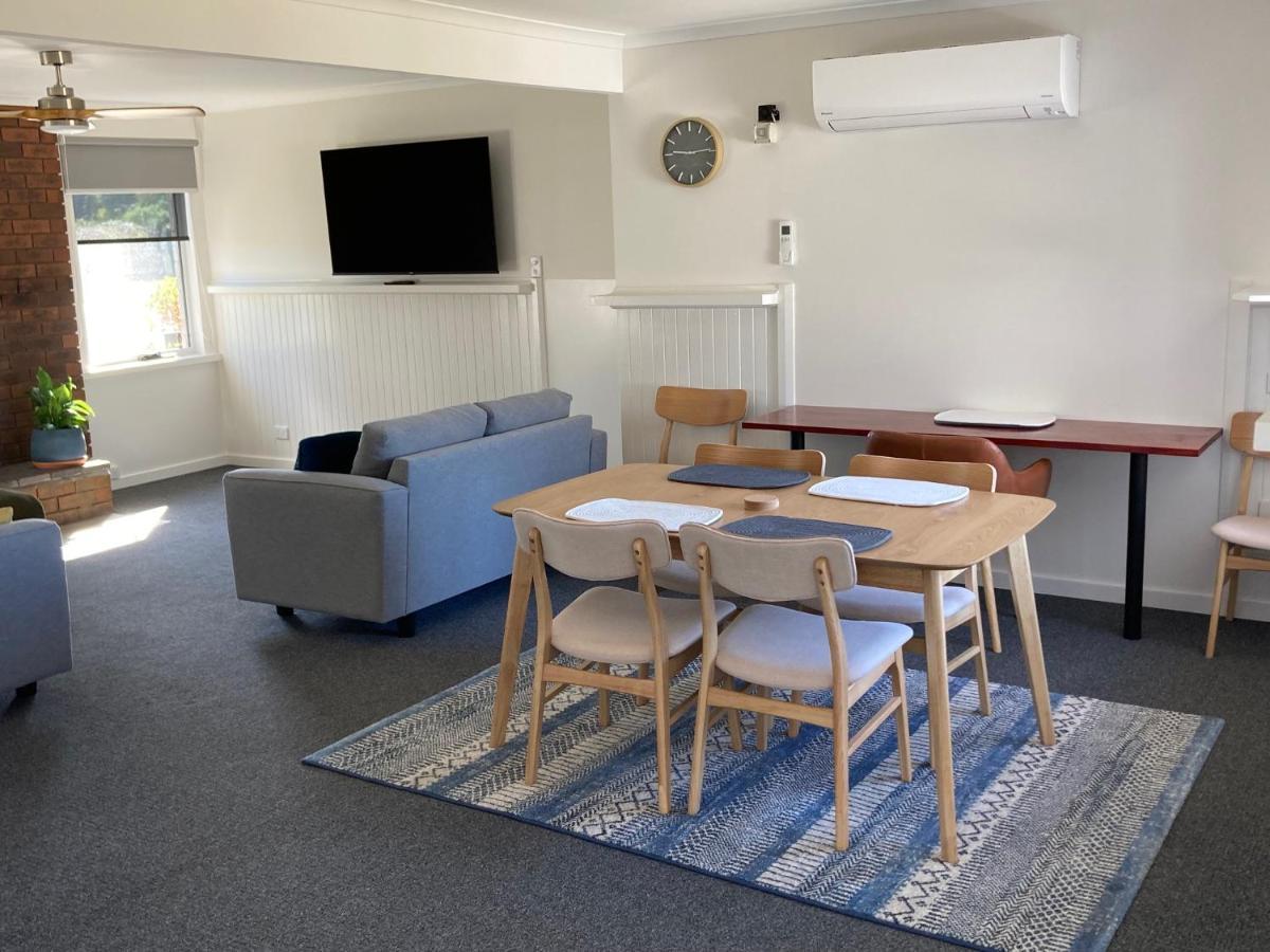 Anchor Wheel Motel Сейнт Хелънс Екстериор снимка